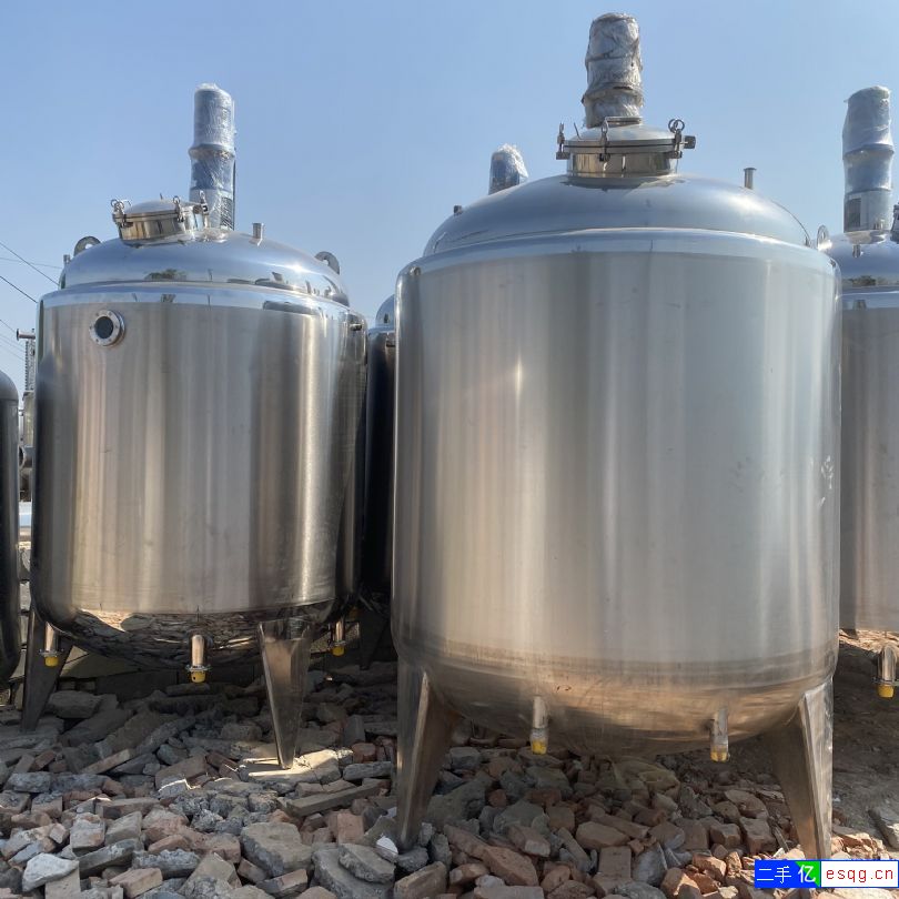 出售3吨不锈钢搅拌罐-1