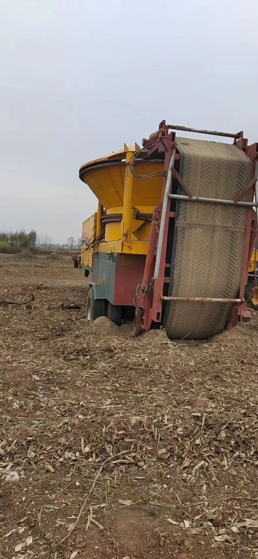 现货处理1400型移动式柴油破碎机 二手3200型-1