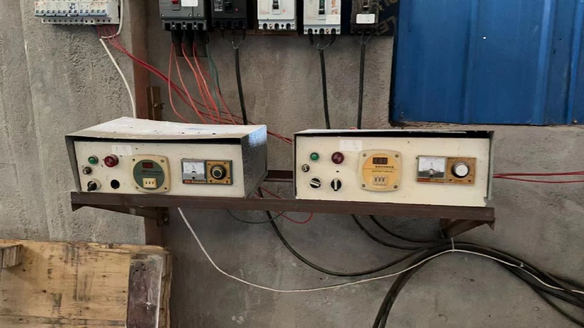 闲置转让500L不锈钢电加热反应釜 300L不锈钢-2