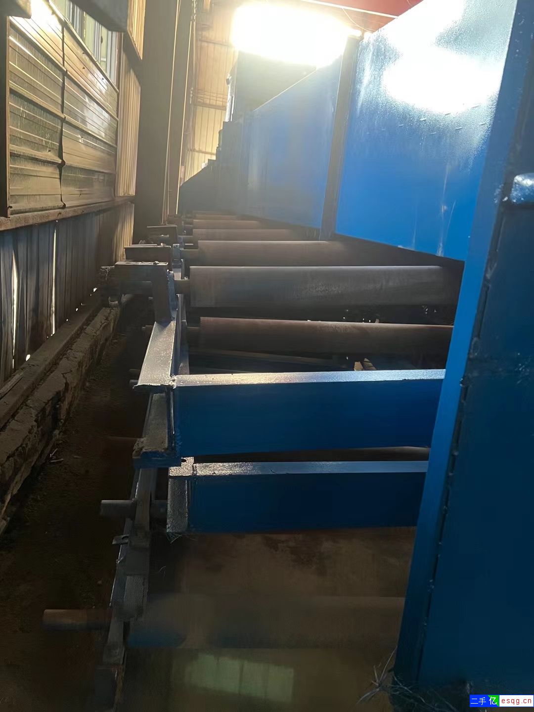 九成新通过式抛丸机低价出售，宽一米五，高两米，八个-1