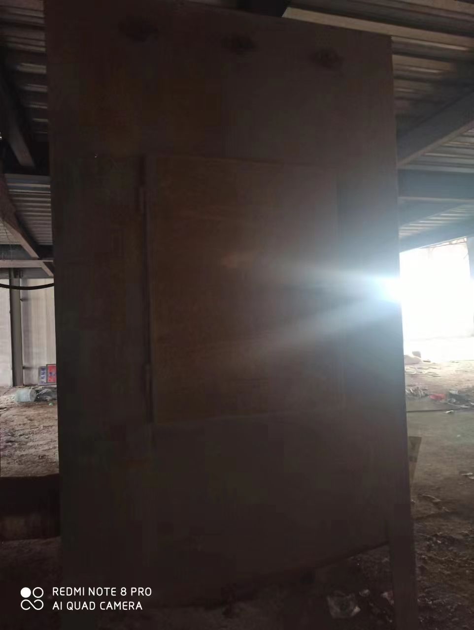 抛丸机宽两米二，高三米二，四个抛丸器，青岛产，低价-1