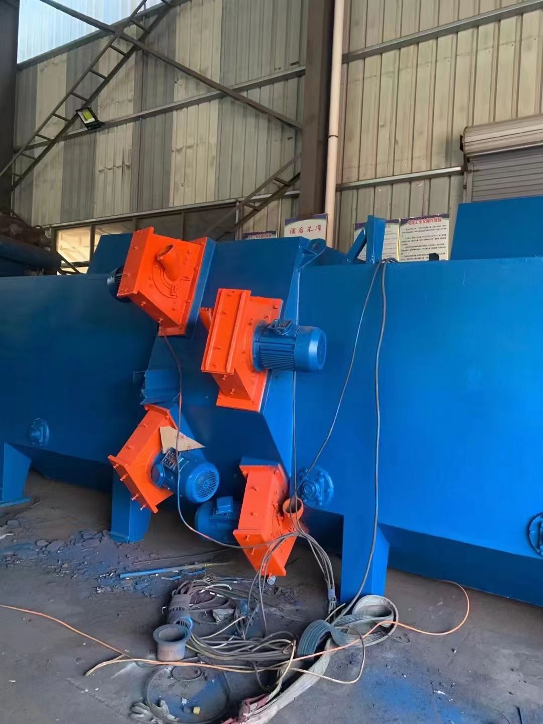 低价出售江苏产多用途抛丸机 1212-8个抛丸器,-1