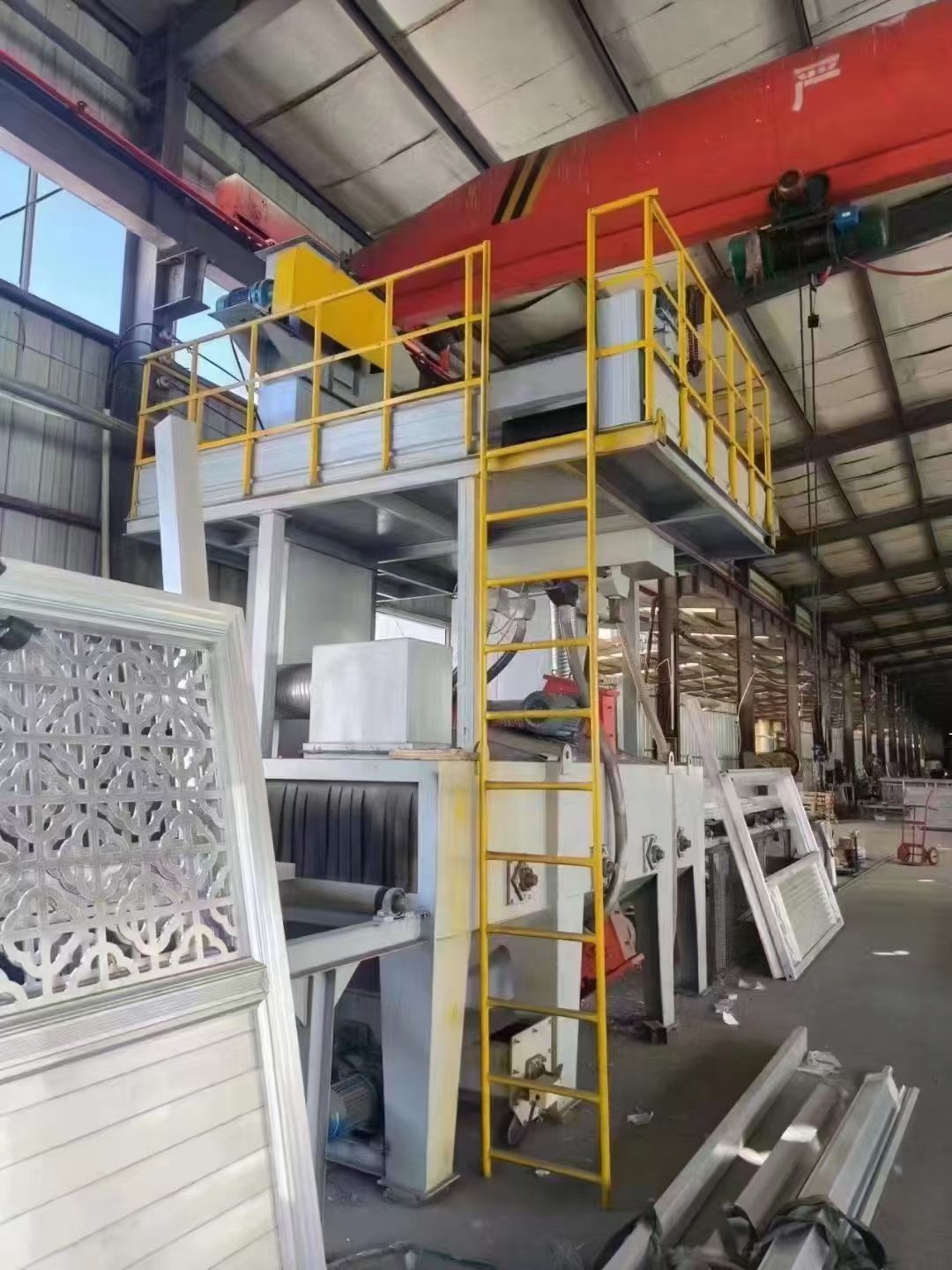 钢板抛丸机，九成新宽两米八，高一米，低价出售-1