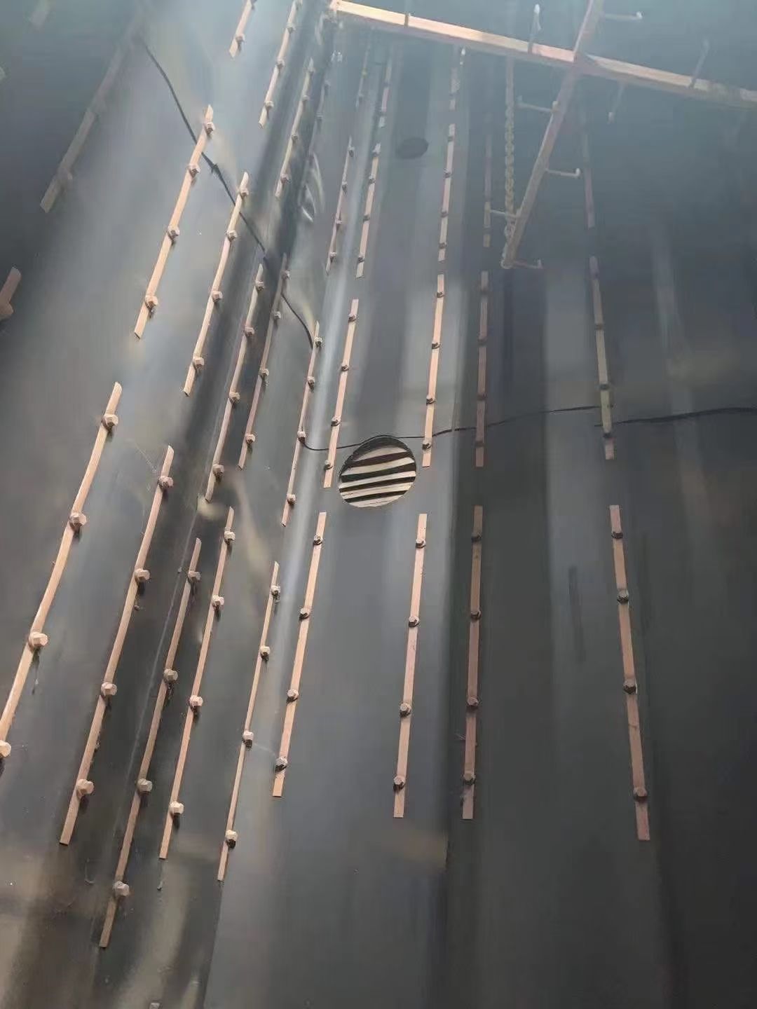 吊钩抛丸机宽3.4米高8.25米抛头九台11千瓦需-1