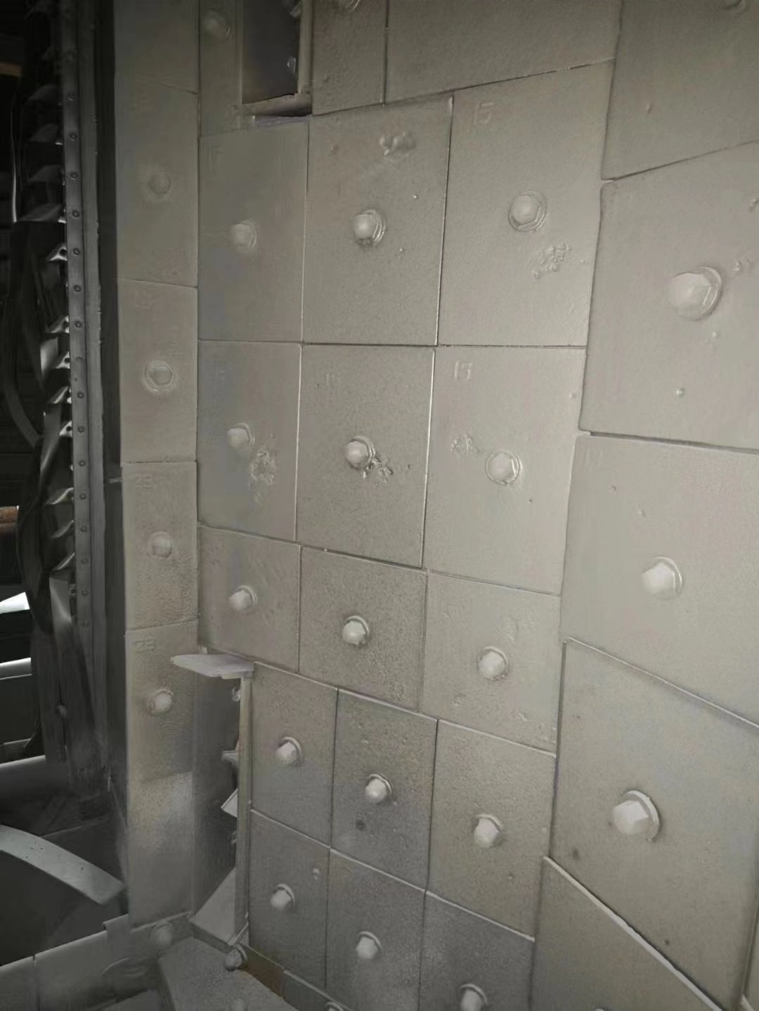 钢结构抛丸机低宽一米八，高两米七，低价出售-2