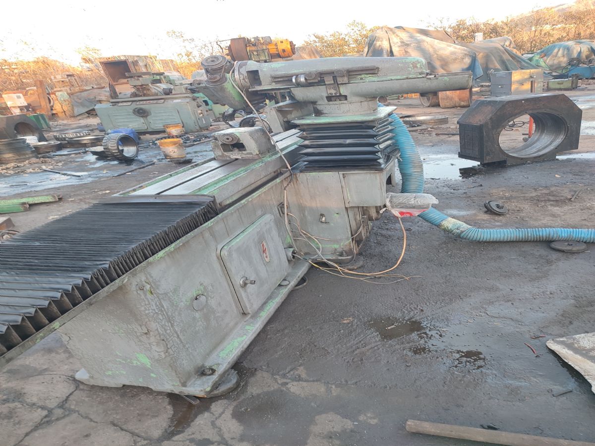 转让武汉拉刀刃磨床M6110D*1700-2