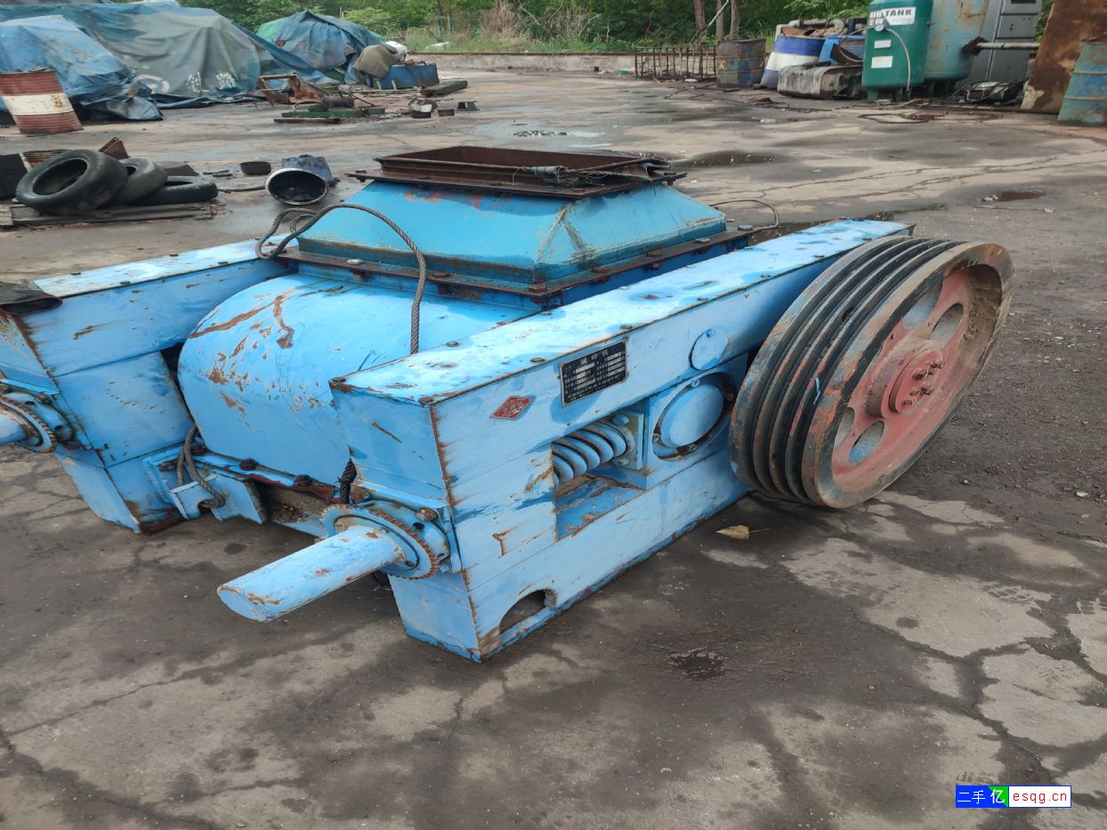 转让狼牙式双辊破碎机SGP400-3