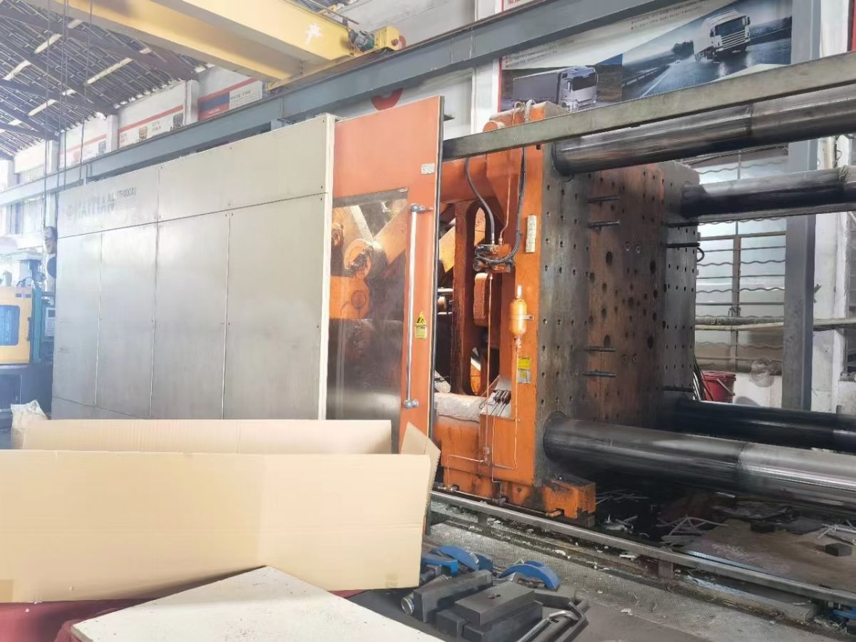 二手注塑机海天1400T 保养好 低价出售  欢迎-2