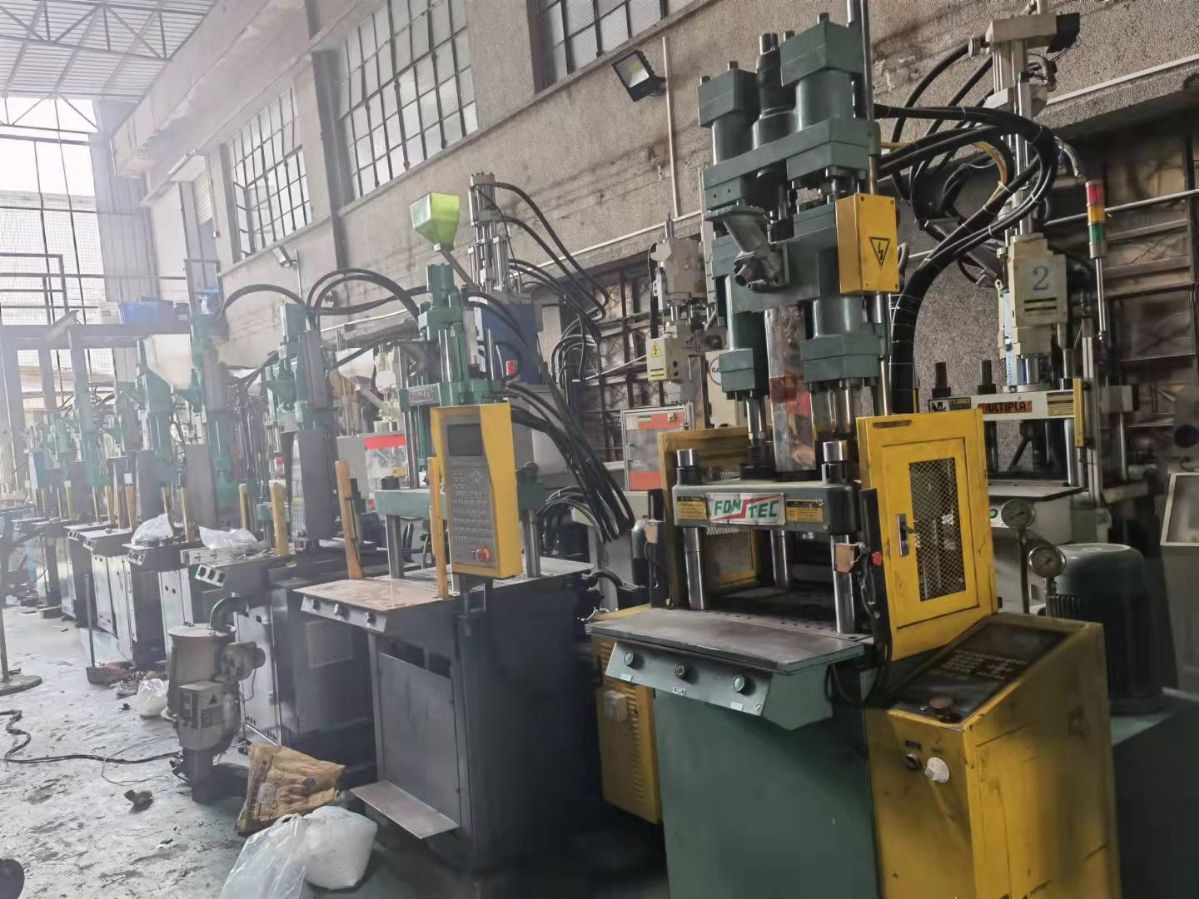 二手注塑机立式45-120T 低价出售 欢迎咨询-2