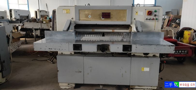 仓库现货30余台,专营二手切纸机-2