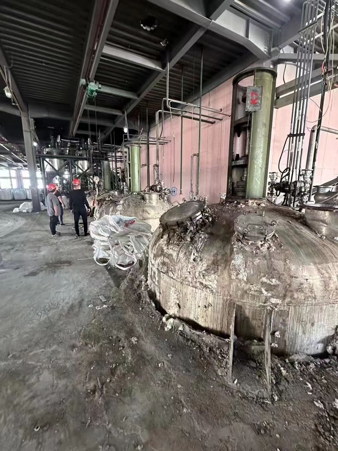 转让多台25方内外盘管不锈钢反应釜-1