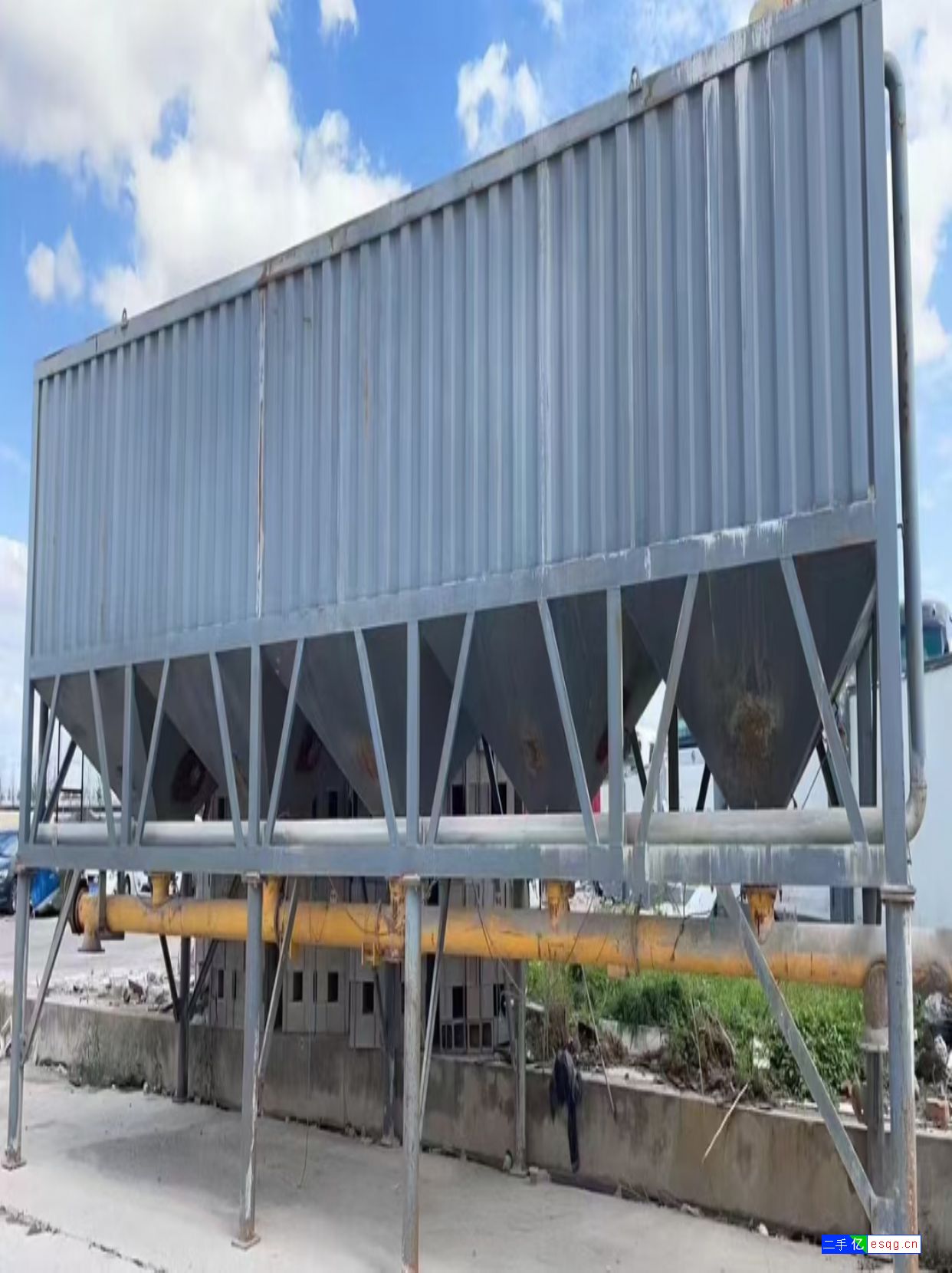 转让二手水泥罐-1