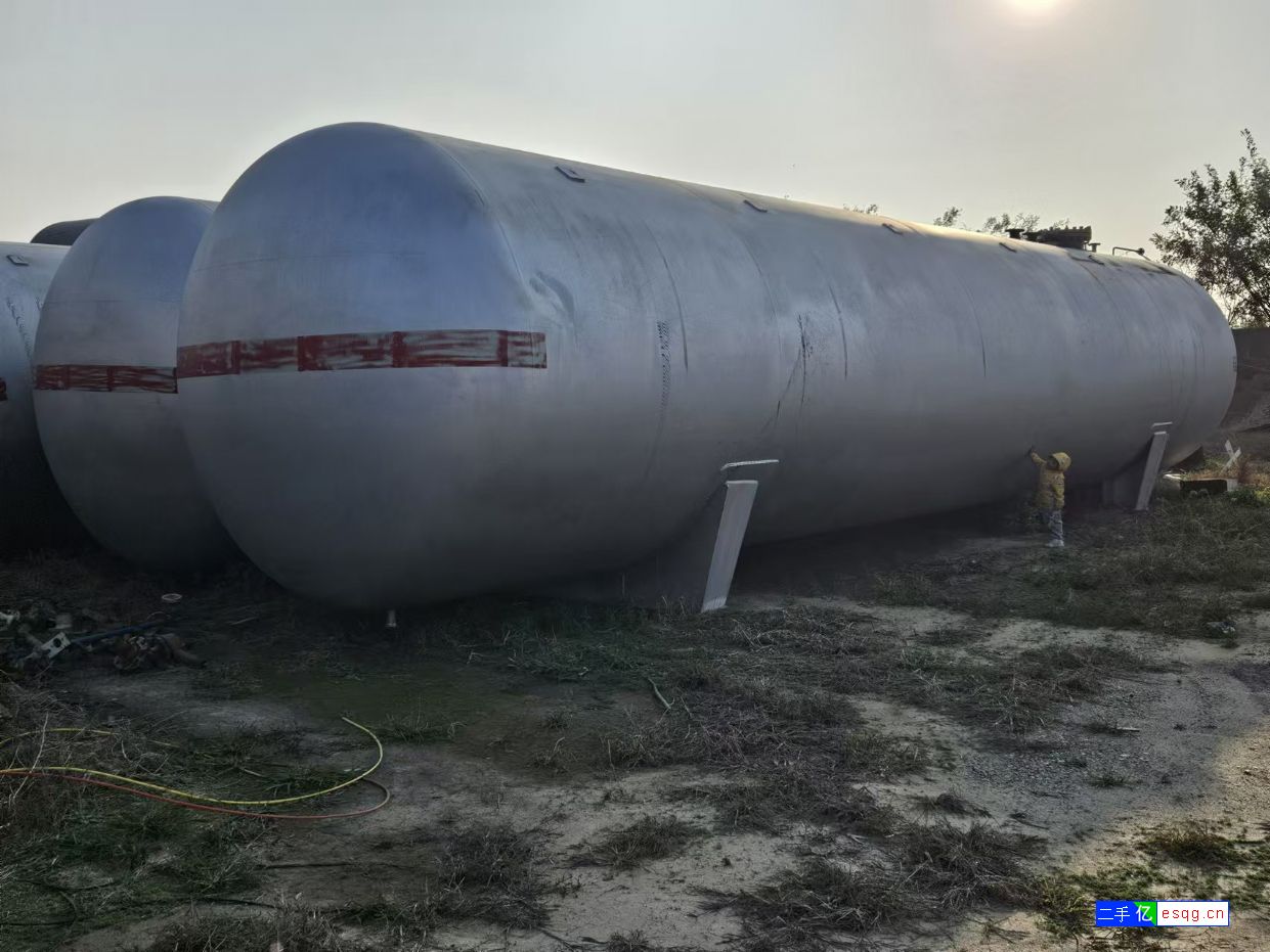 转让二手100立方液化气罐-1