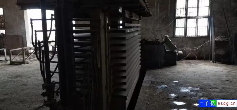 转让徐州宏亚产12层4X8尺压力500吨二手热压机-1