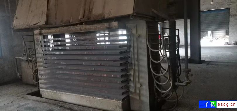 转让徐州宏亚产12层4X8尺压力500吨二手热压机-2