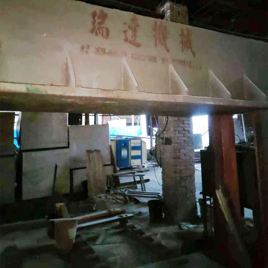 转让二手冷压机4x8尺 临沂瑞达产 开口1.8米-2