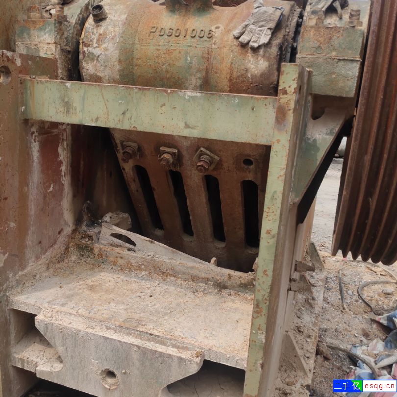 出售二手600x900建设路桥鄂式破碎机-2