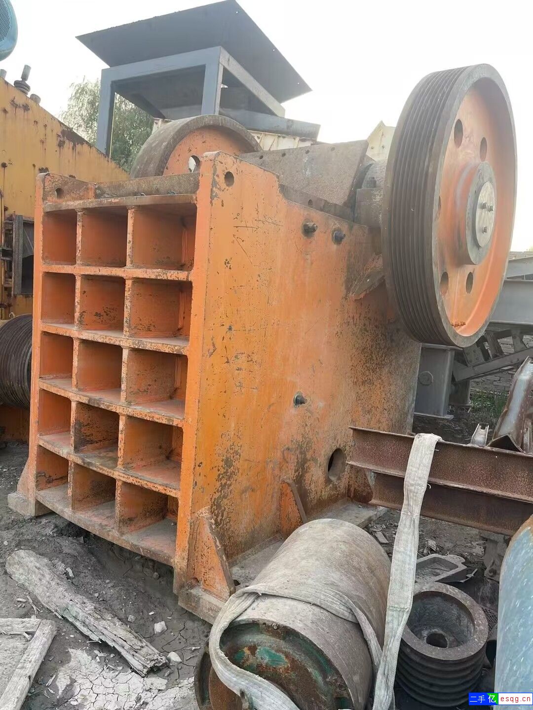 出售二手建设路桥750x1060鄂式破碎机-2