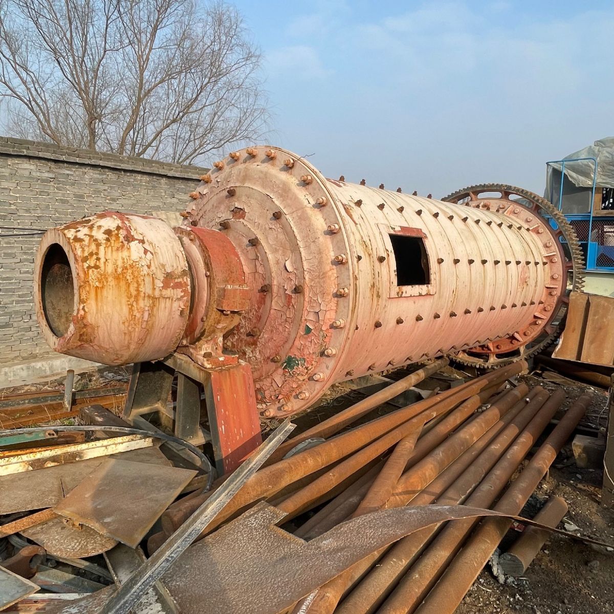 出售二手九成1.5x3.5米矿用球磨机仅试机-1