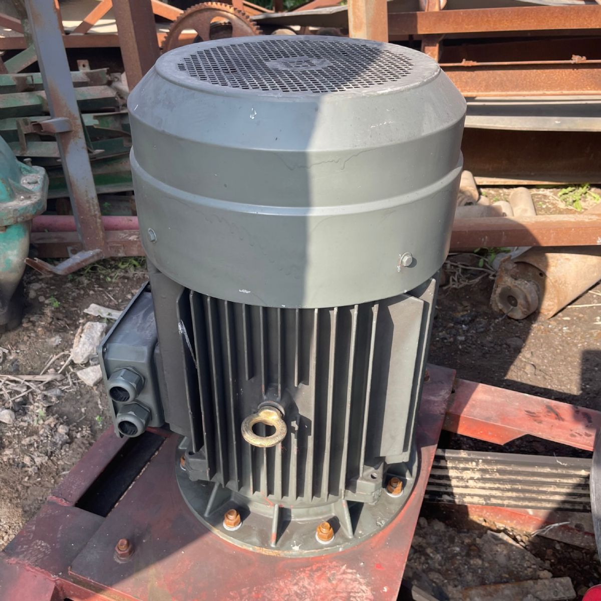 二手汇通3R3015雷蒙磨粉机带脉冲除尘器-1