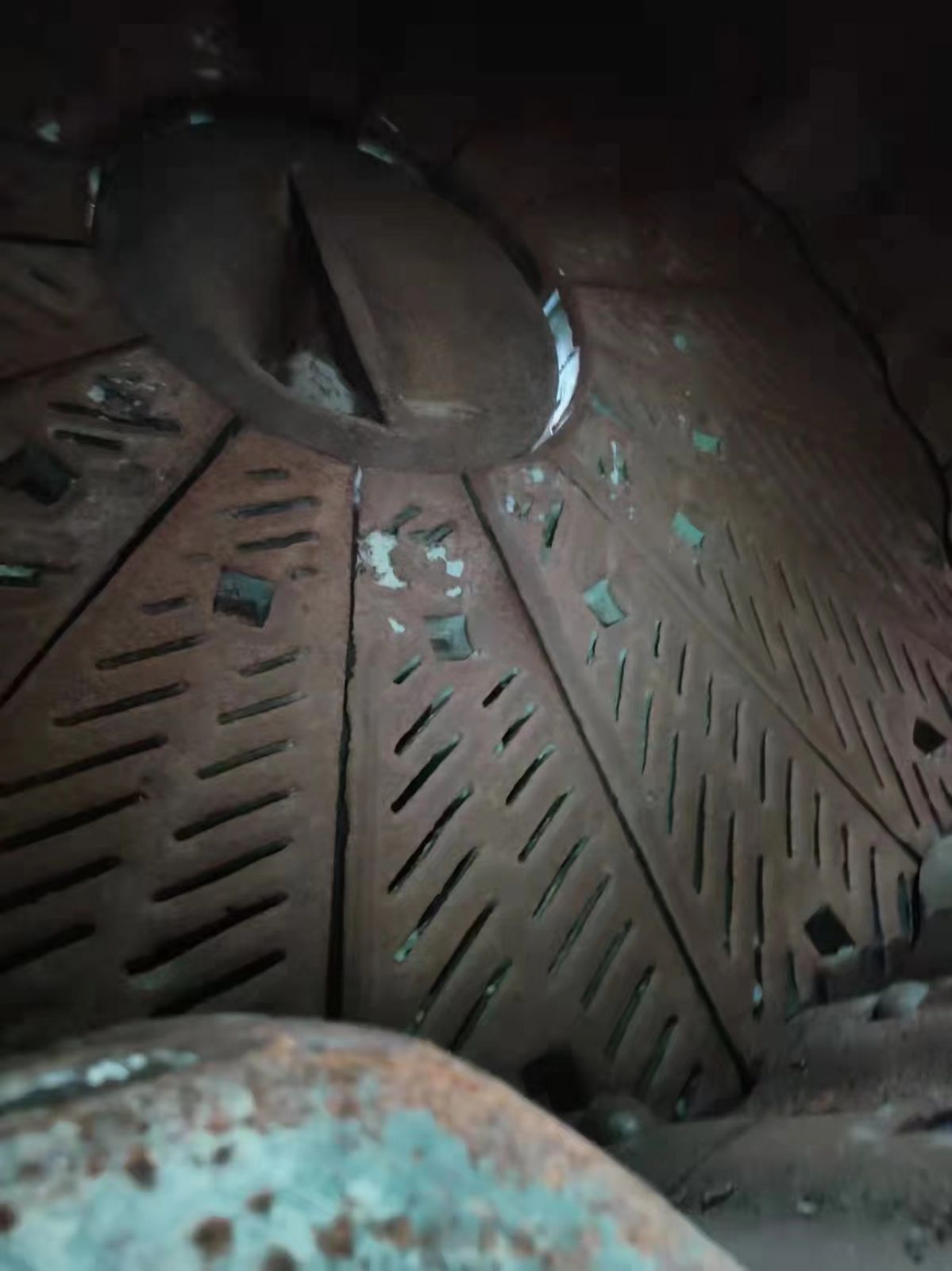 二手九成新2.4x3.6米选矿用球磨机-2