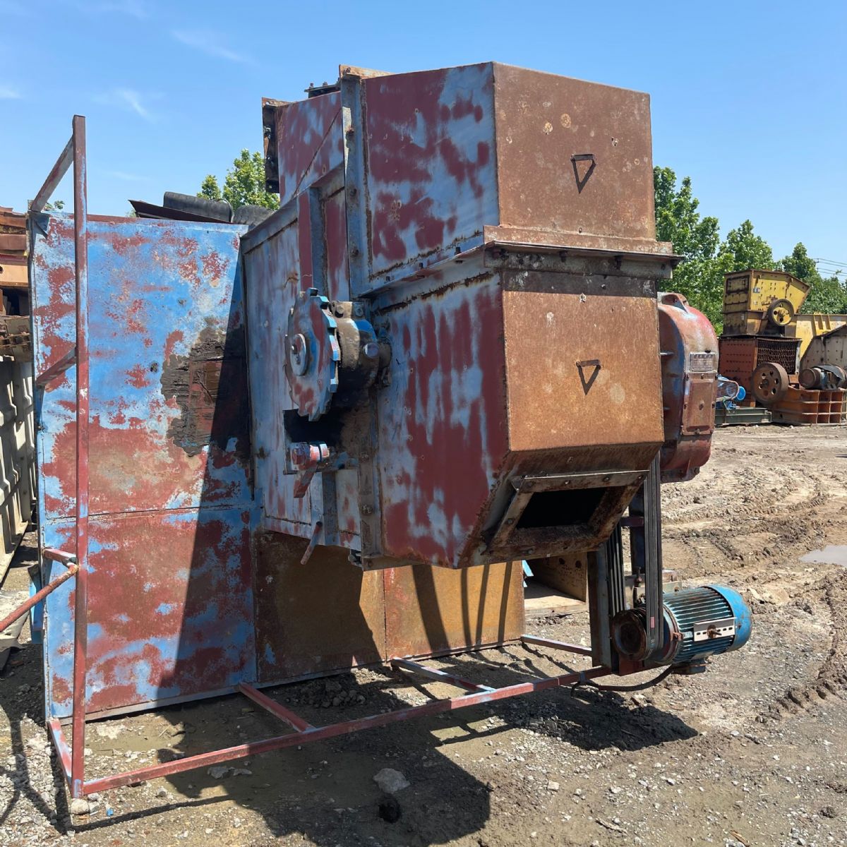 出售二手九成新15米高NE30提升机-2