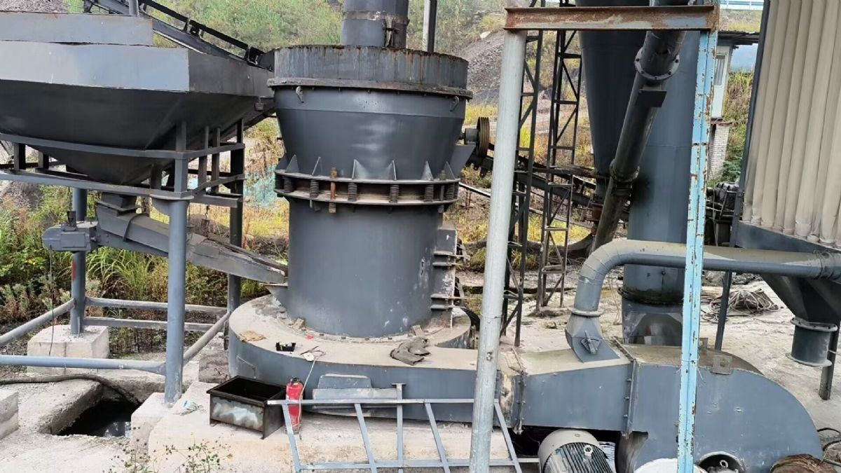 二手世邦130梯形磨粉机 石灰石5R雷蒙磨-1