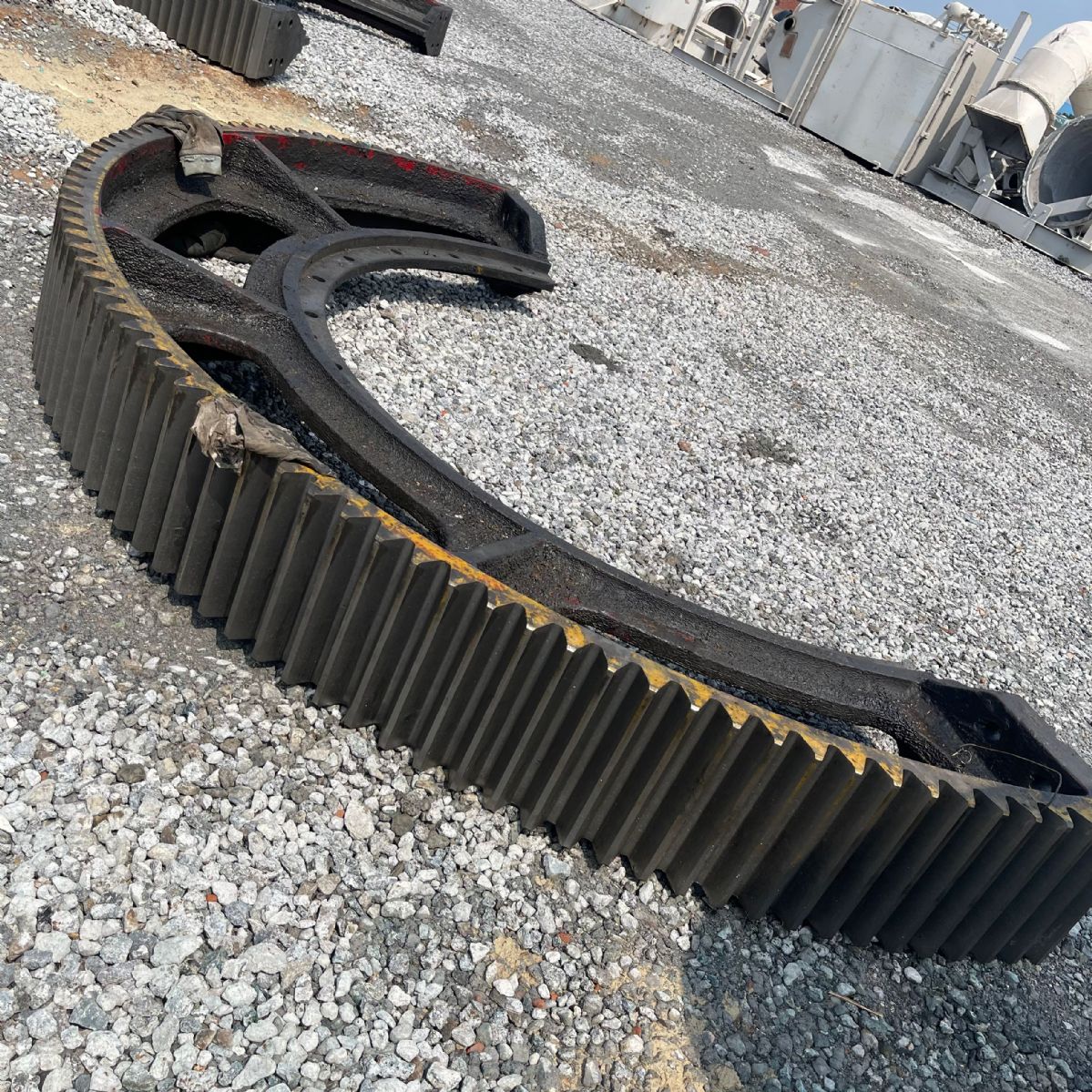 二手九成新2x11米三仓选矿球磨机 煤矸石矿磨粉碎-2