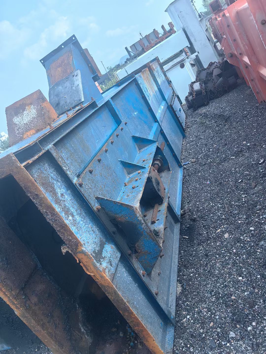 二手NE30板链斗式提升机 12米高物料垂直输送机-1