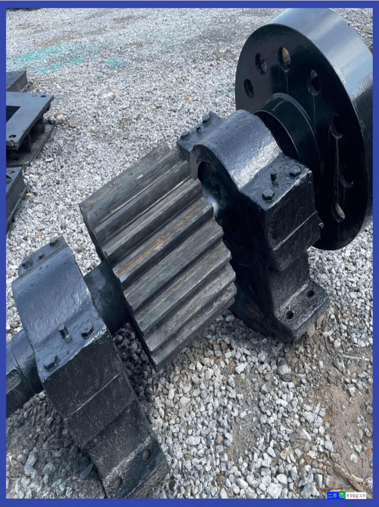 二手九成新2.2x11米三仓轴承球磨机-3