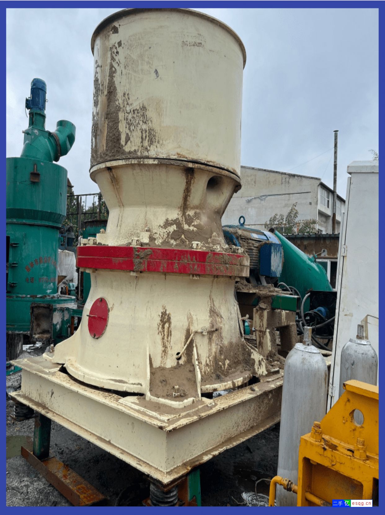 二手九成新美卓GP11单缸液压圆锥破碎机-4