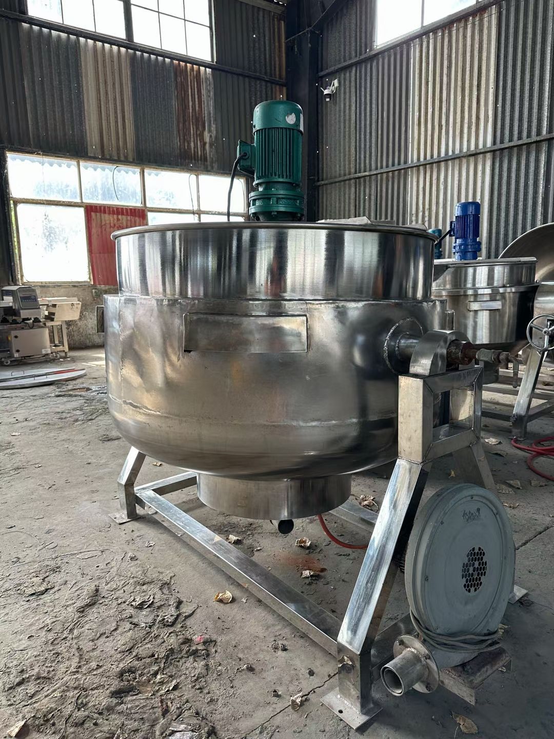 转让二手燃气夹层锅 一台容积500L带搅拌燃气夹层-1