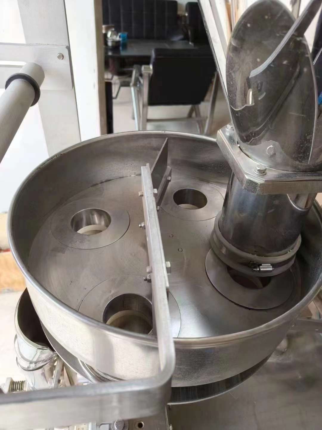 转让二手颗粒包装机 一台带打码转盘颗粒包装机-2