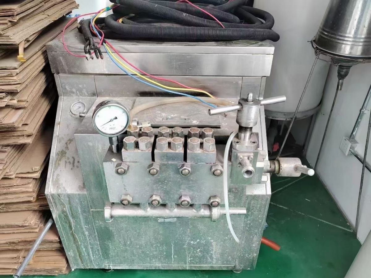 转让二手高压均质机 一台容积200L120兆帕高压-2