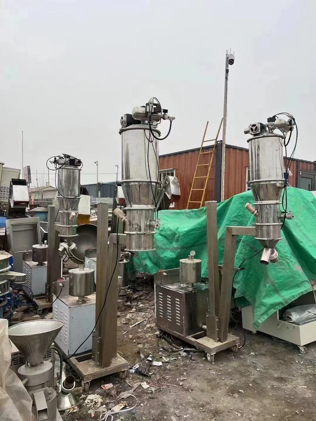 转让二手真空上料机 四台3千瓦移动式真空上料机-1