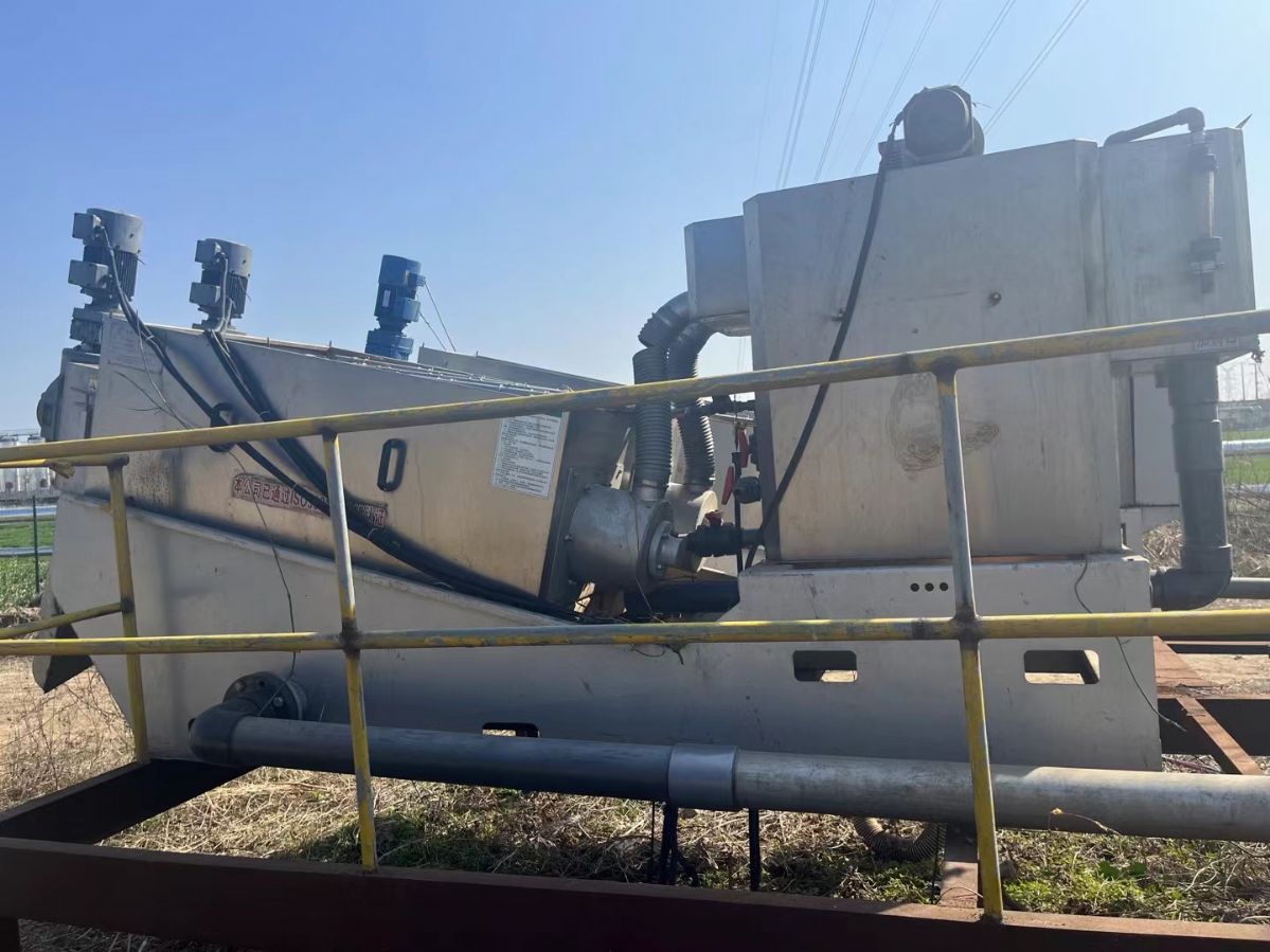 转让二手污泥脱水机 301型-302型叠螺式污泥脱-1