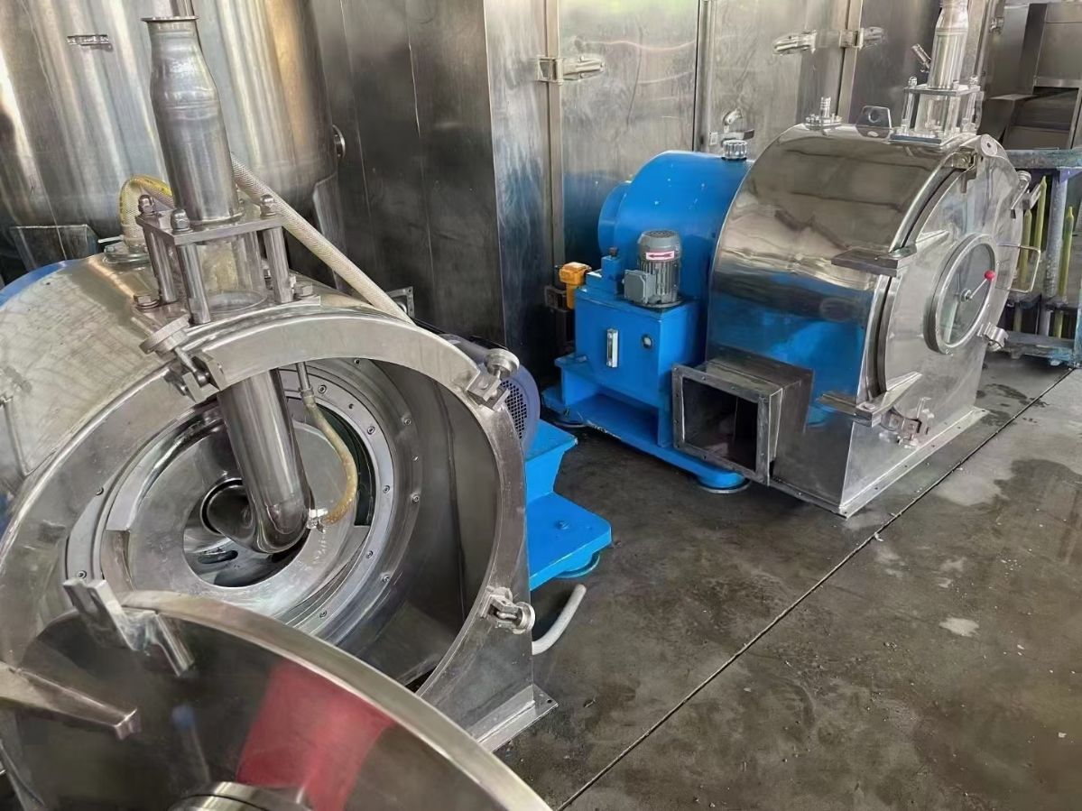 转让二手卧式过滤机 两台450型材质2205卧式过-1