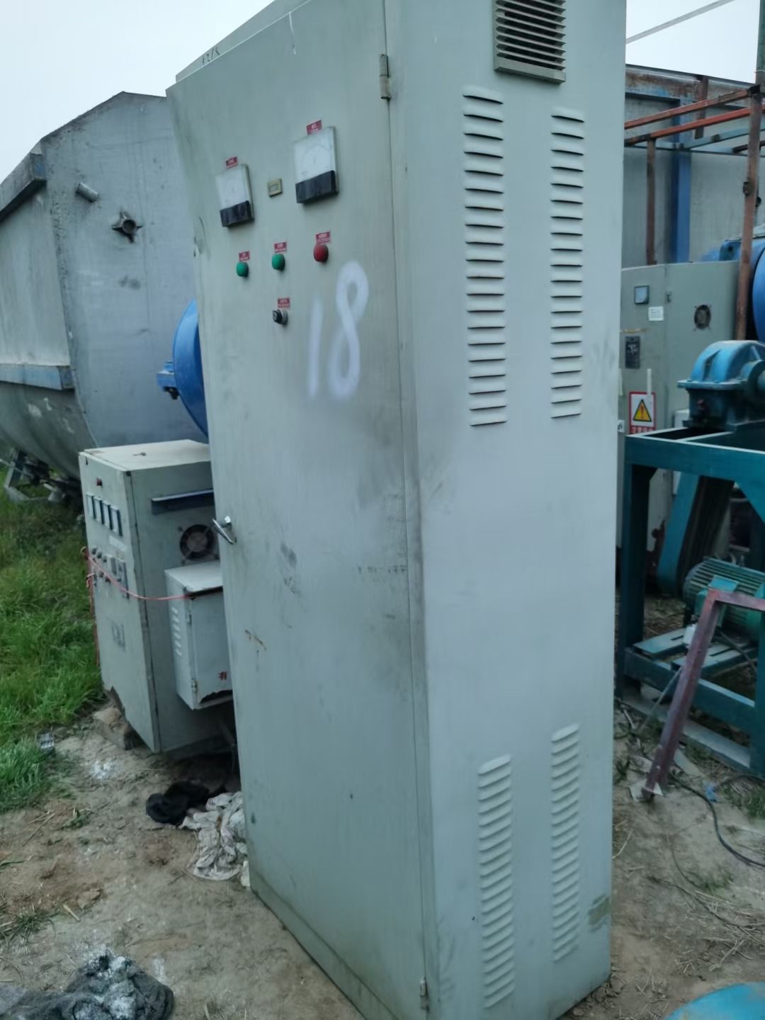 转让二手三辊研磨机 一台400型常州龙鑫产液压三棍-2