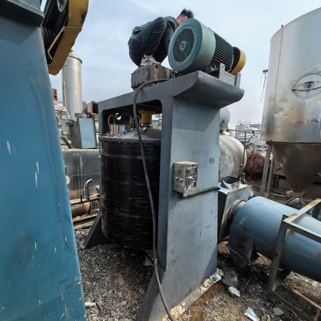 转让二手立式球磨机 两台1500L内衬聚氨酯陶瓷立-1