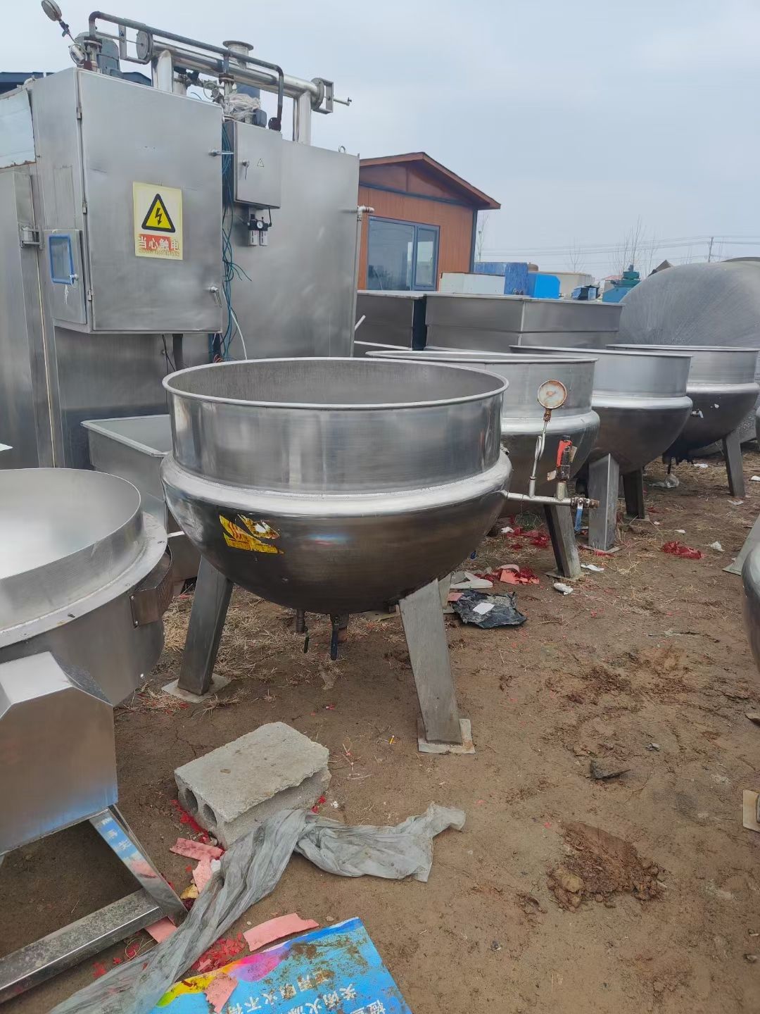 转让二手三足夹层锅 10台600升蒸汽三足式夹层锅-2