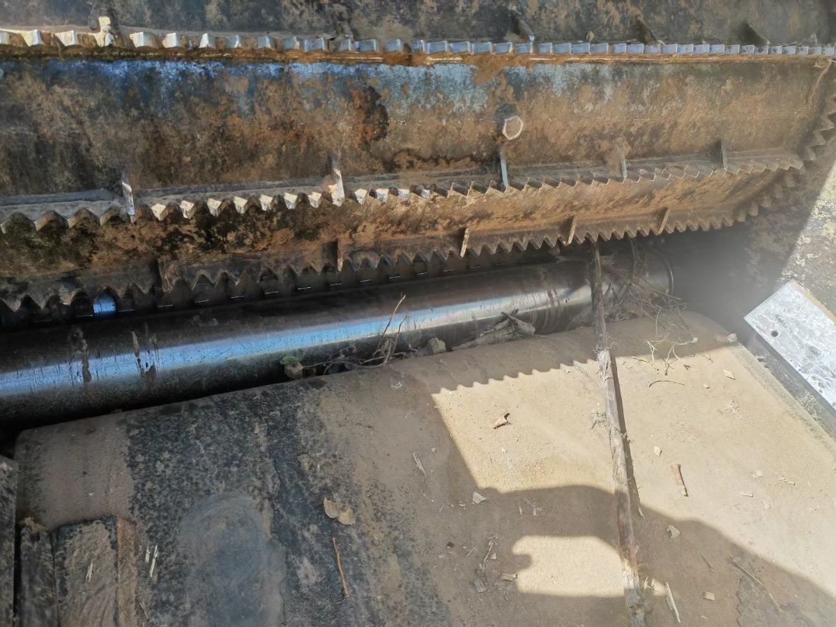 转让二手削片机 一台1300型宏鑫产430马力柴油-2