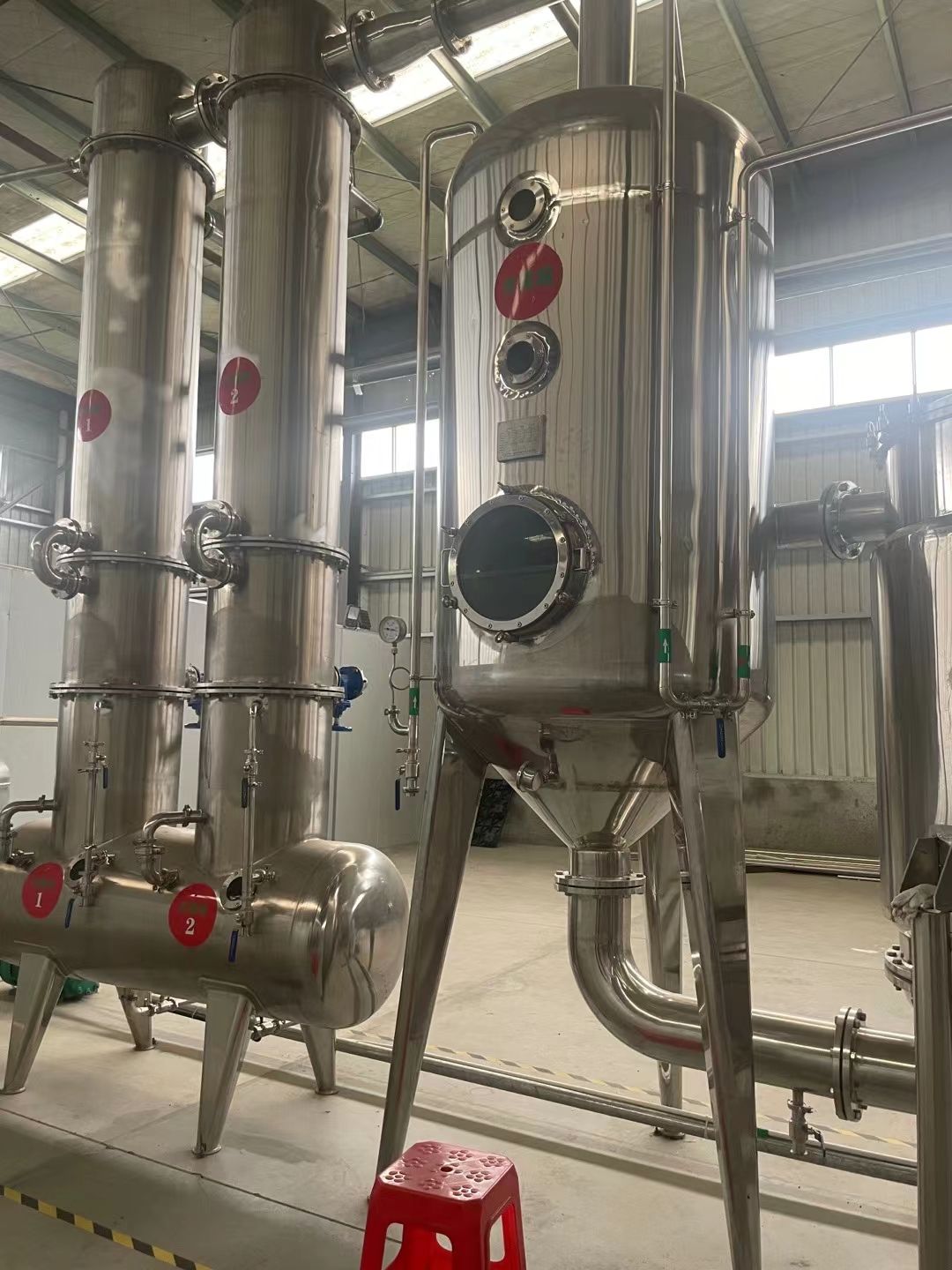 转让二手浓缩蒸发器 一套容积2500L单效浓缩蒸发-2