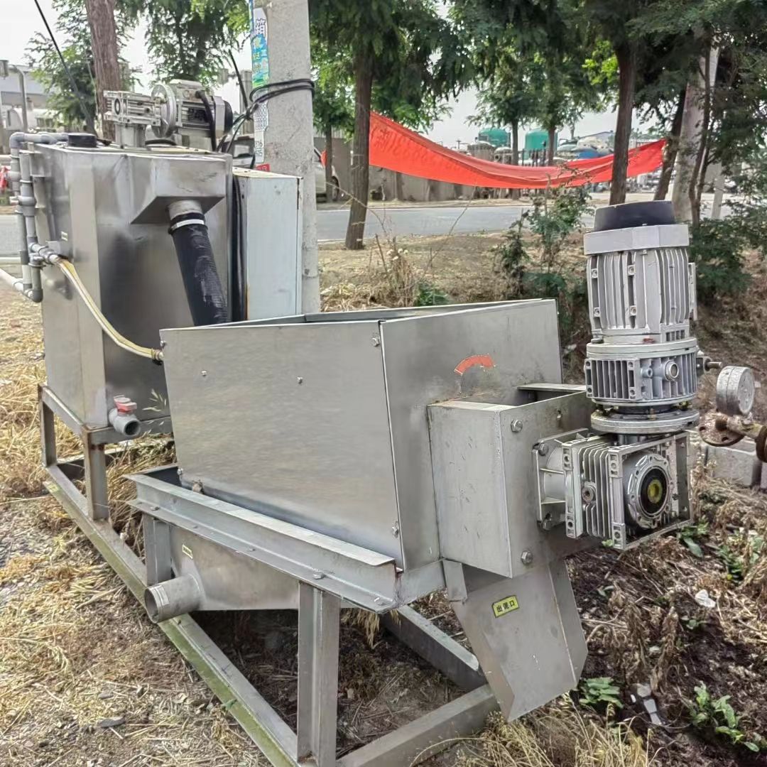 转让二手污泥脱水机 一台201型配加药装置叠螺污泥-1