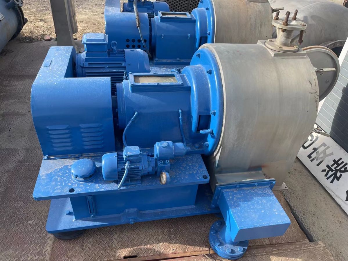 转让二手卧式过滤机 两台450型卧式螺旋过滤机-1