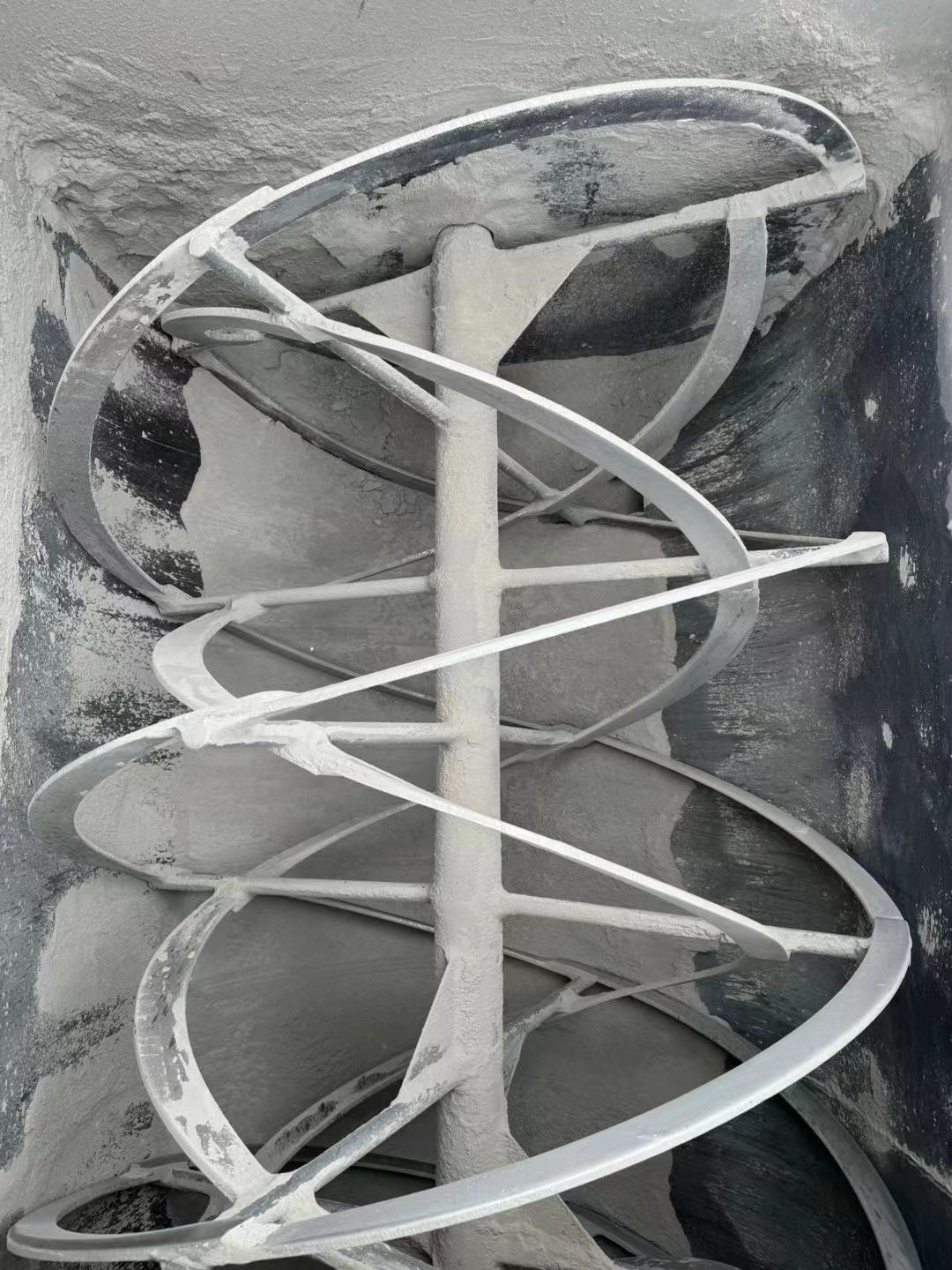 转让二手干粉混合机 一台容积3立方配套蛟龙碳钢干粉-2