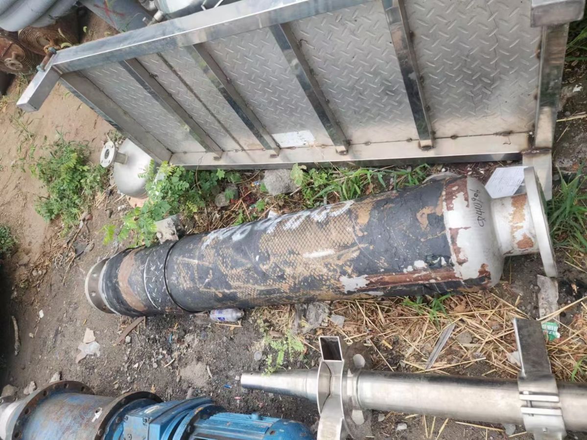 转让二手缠绕式冷凝器 一台8平方全不锈钢316材质-1