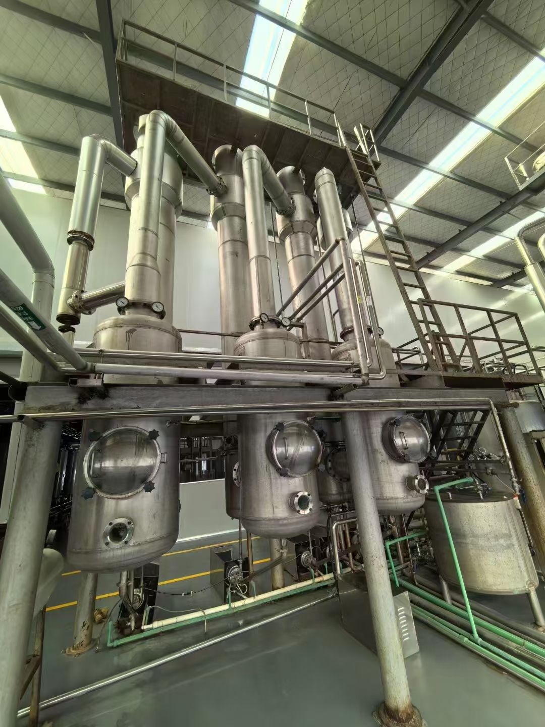 转让二手浆膜蒸发器 一套三效2吨材质316L浆膜式-1