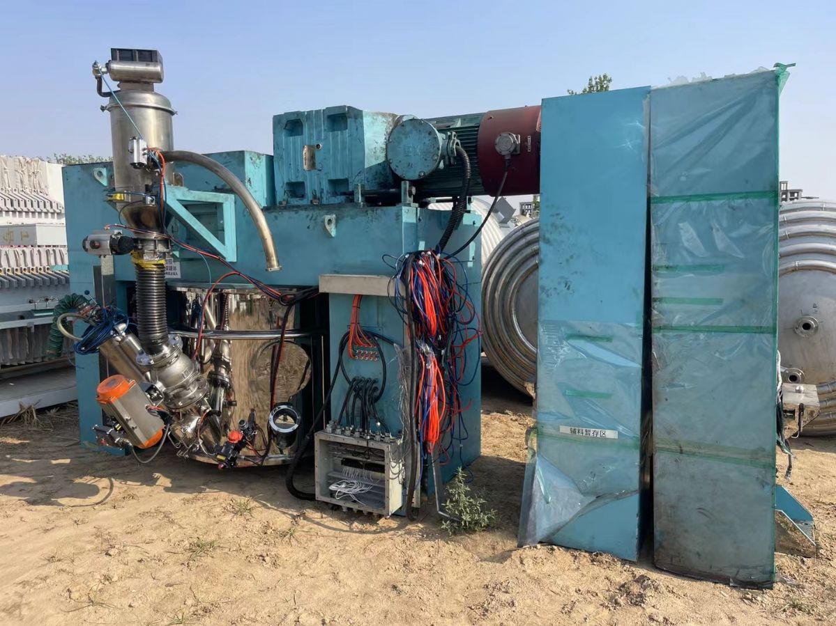 转让二手行星搅拌机 一台容积800L双行星真空搅拌-1