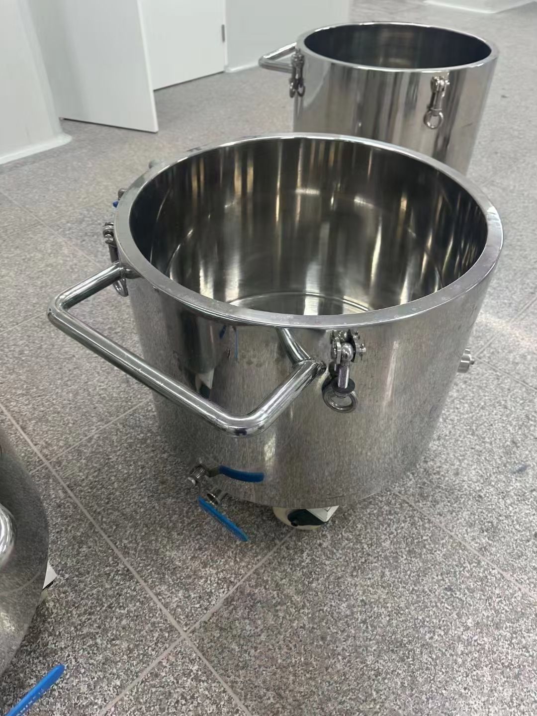 转让二手行星搅拌机 六台容积200L金银河产双行星-1