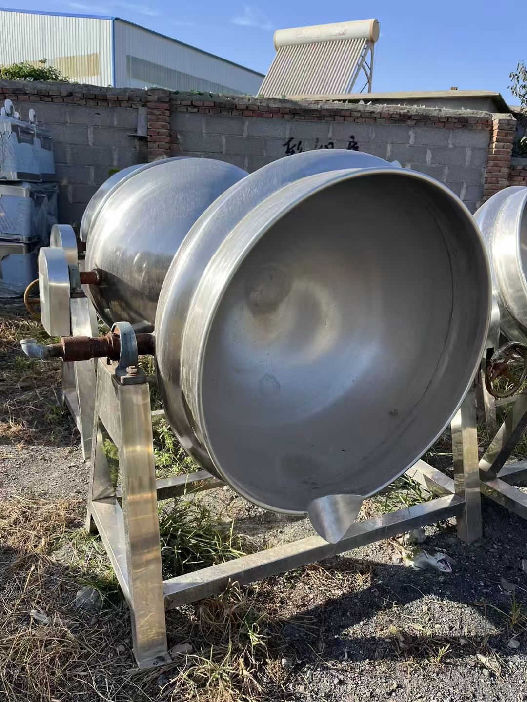 转让二手蒸汽夹层锅 10台容积300L带倾斜蒸汽夹-2